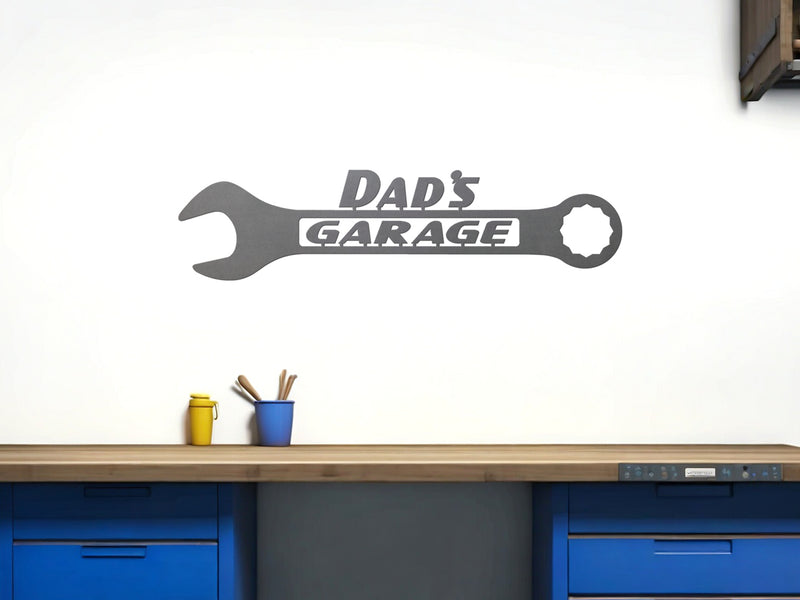 DAD'S GARAGE